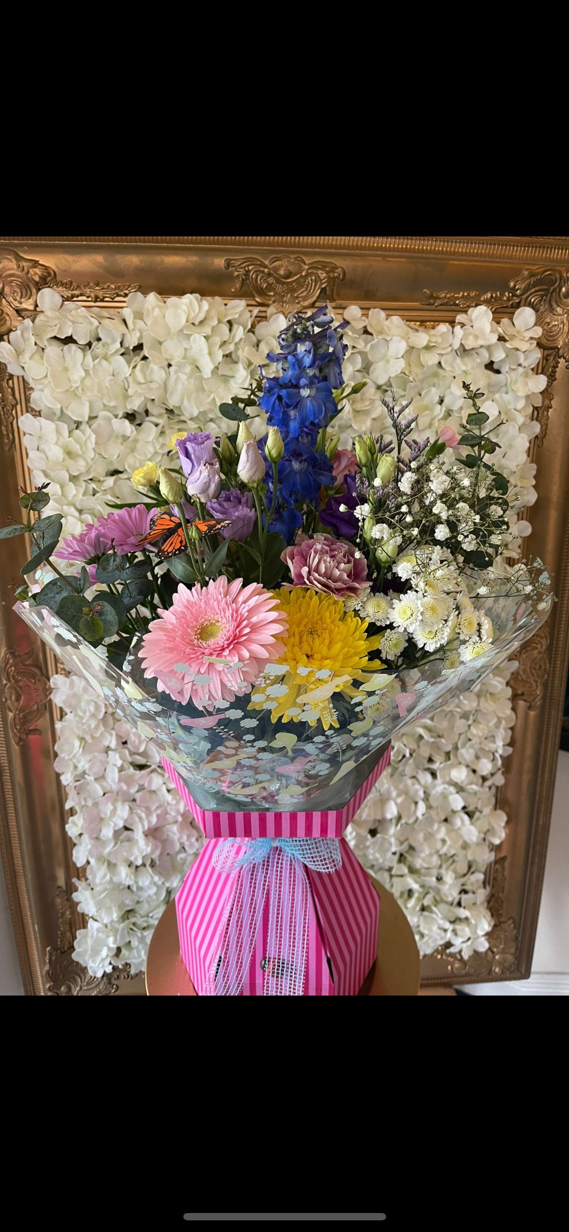 Hand-Tied Bouquets
