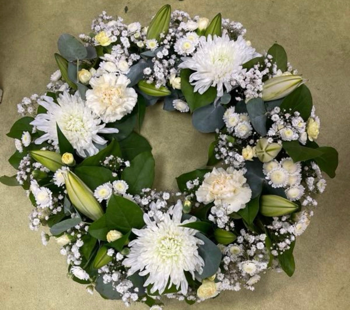 Funeral, sympathy and remembrance tributes – Grettals Petals
