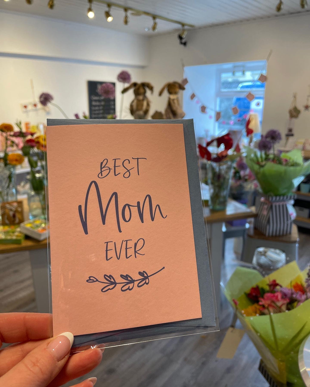 HueCompleteMe greeting cards