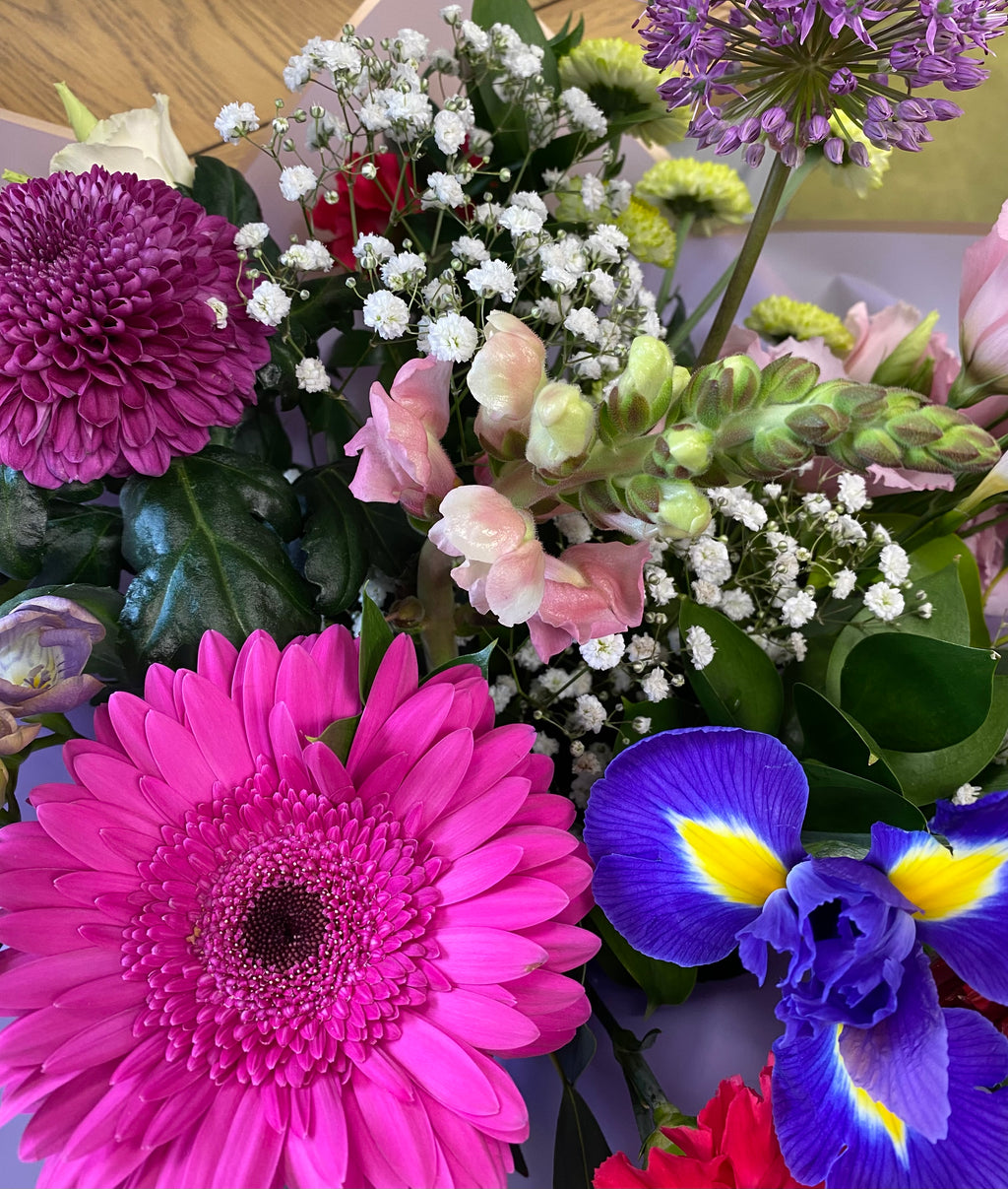 Seasonal Hand-tied Bouquet