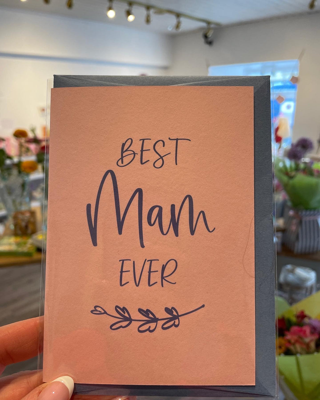 HueCompleteMe greeting cards