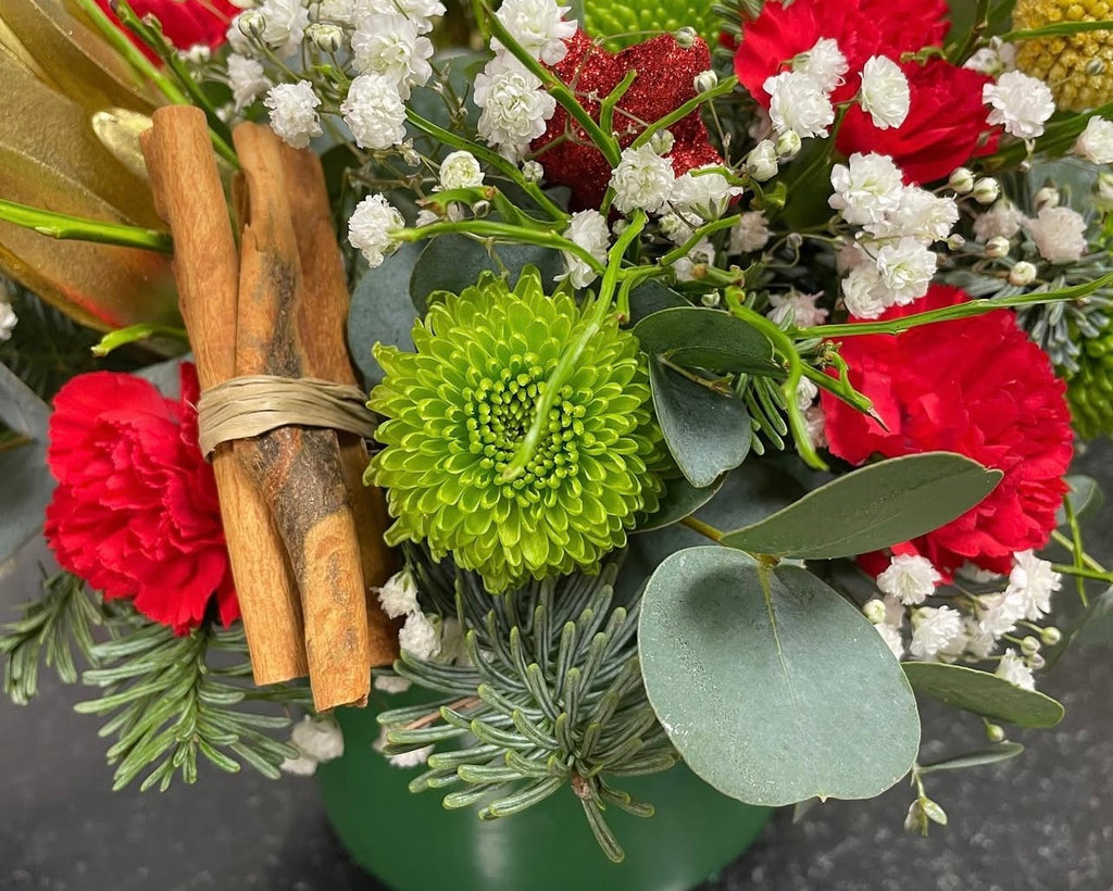 Christmas Pot of Fresh Flowers